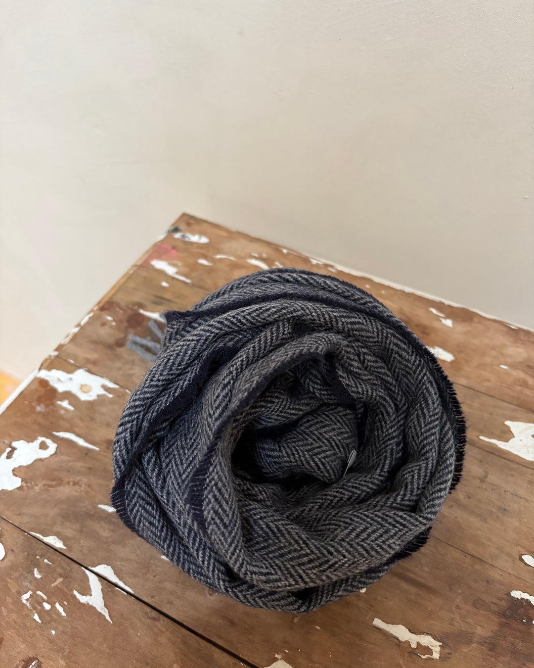 McNutt | Unisex Lambswool Scarf | Navy & Grey Herringbone