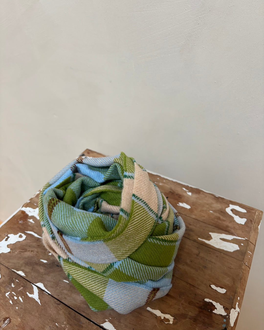 McNutt | Unisex Lambswool Scarf | Spring plaid