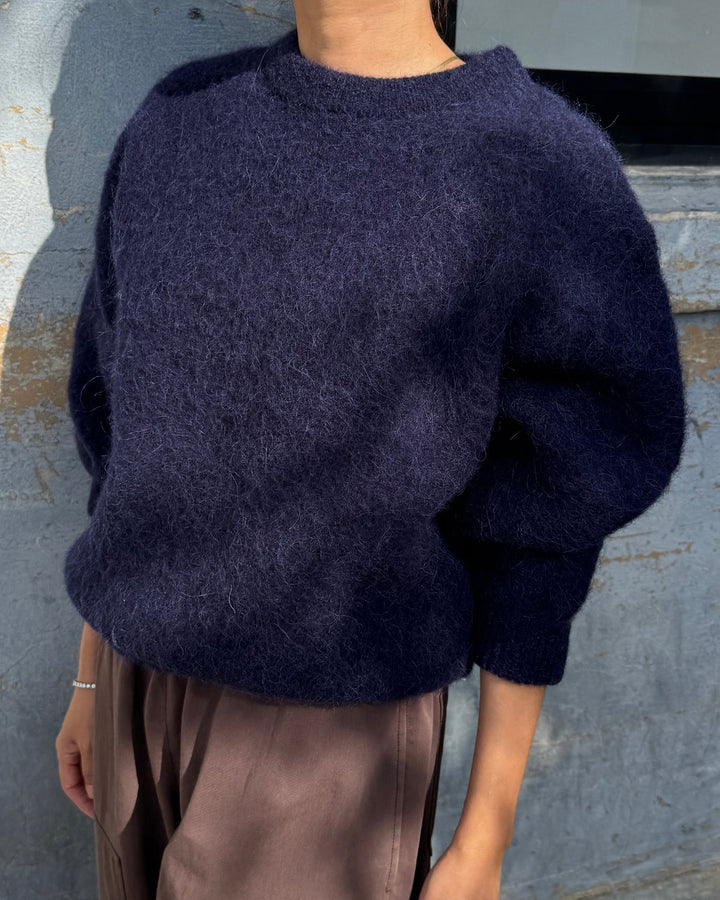 Le Bon Shoppe | Elio Crewneck Alpaca Sweater | Navy