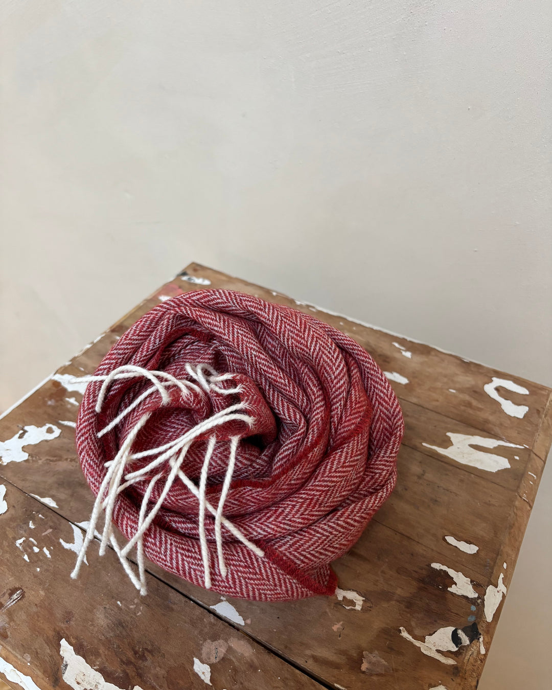 McNutt | Unisex Lambswool Scarf | Tabasco Herringbone