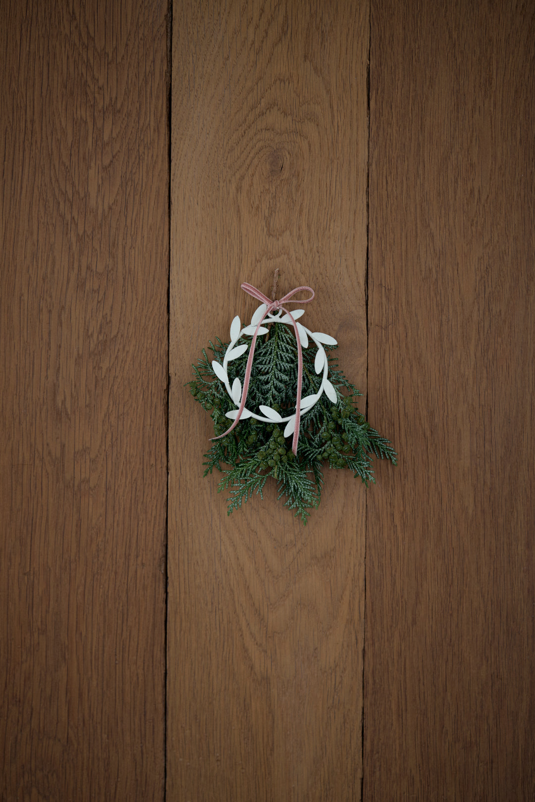 Fog Linen | Wreath Olive Small | White