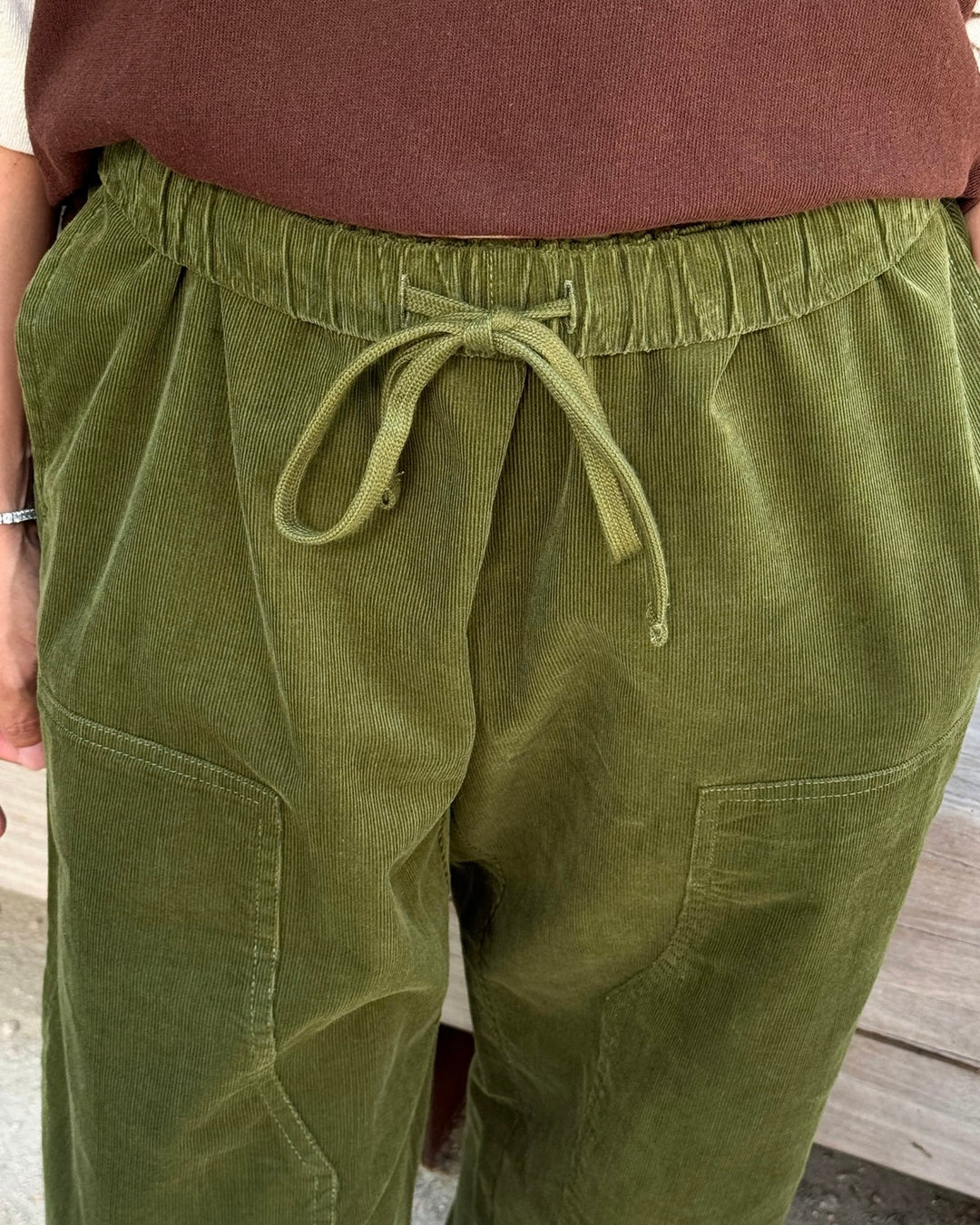 Le Bon Shoppe | Corduroy Gardener’s Pants | Bay Leaf