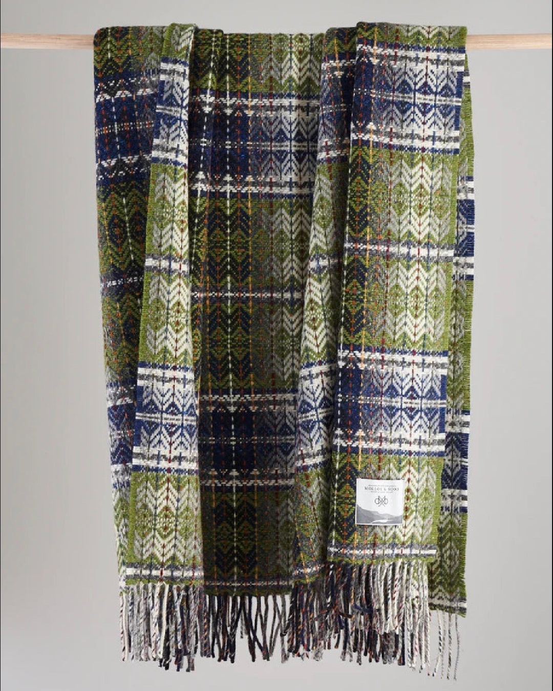 Molloy & Sons | Diamond Weave Blanket | Green
