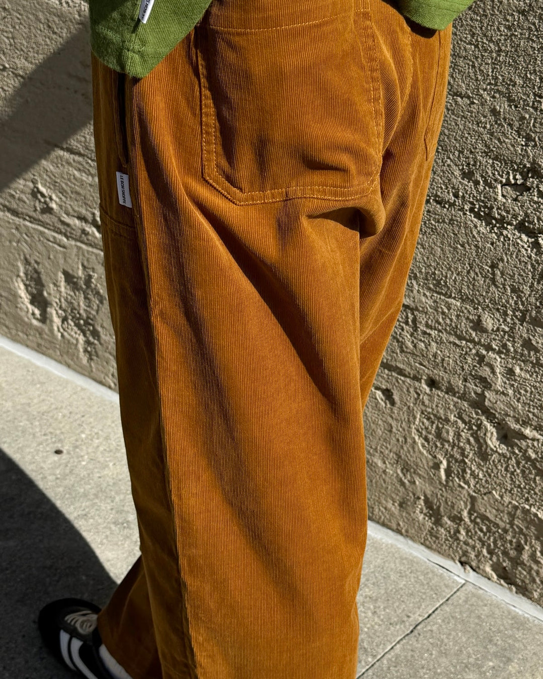 Le Bon Shoppe | Corduroy Gardener’s Pants | Whiskey