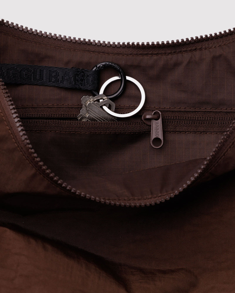 Baggu | Medium Crescent Nylon bag | Coffee