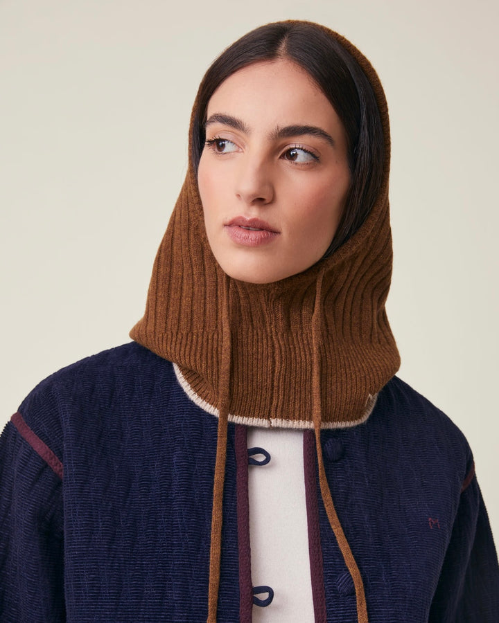Moismont | Hood Irma N°227 | Henna
