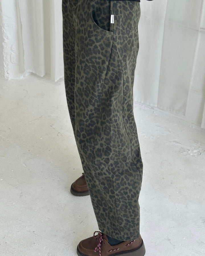 Le Bon Shoppe | Arc pants | Fern Leopard (Pre Order)