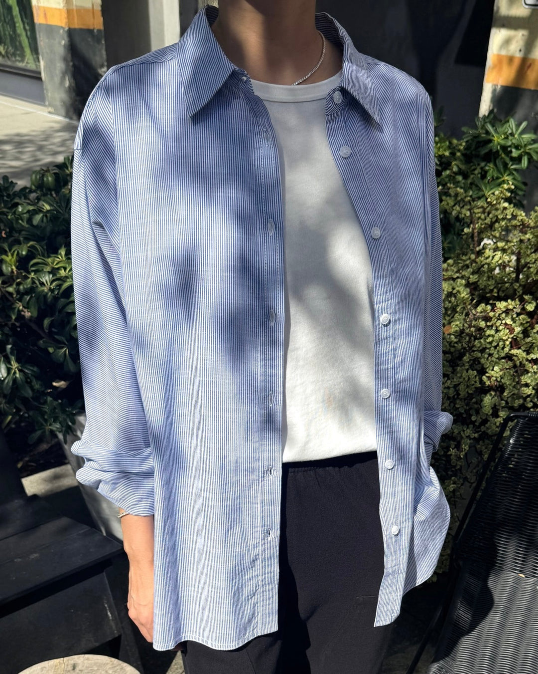 Le Bon Shoppe | Lightweight Owen shirt | Blue Pinstripe