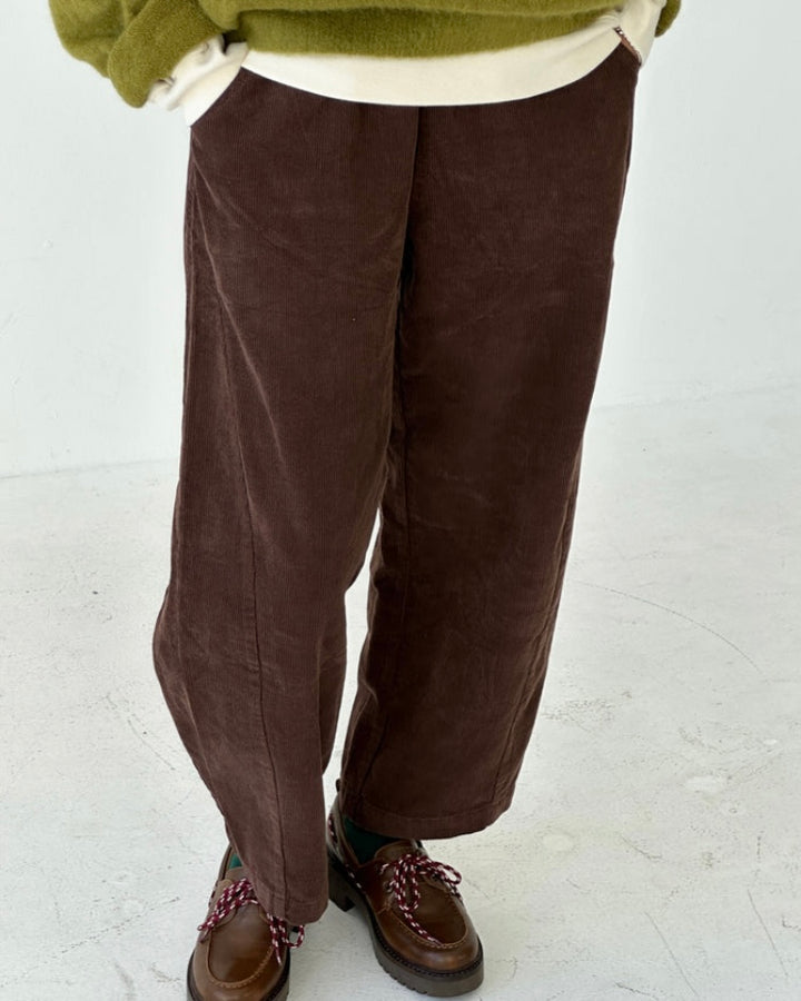 Le Bon Shoppe | Corduroy Arc pants | Chocolate