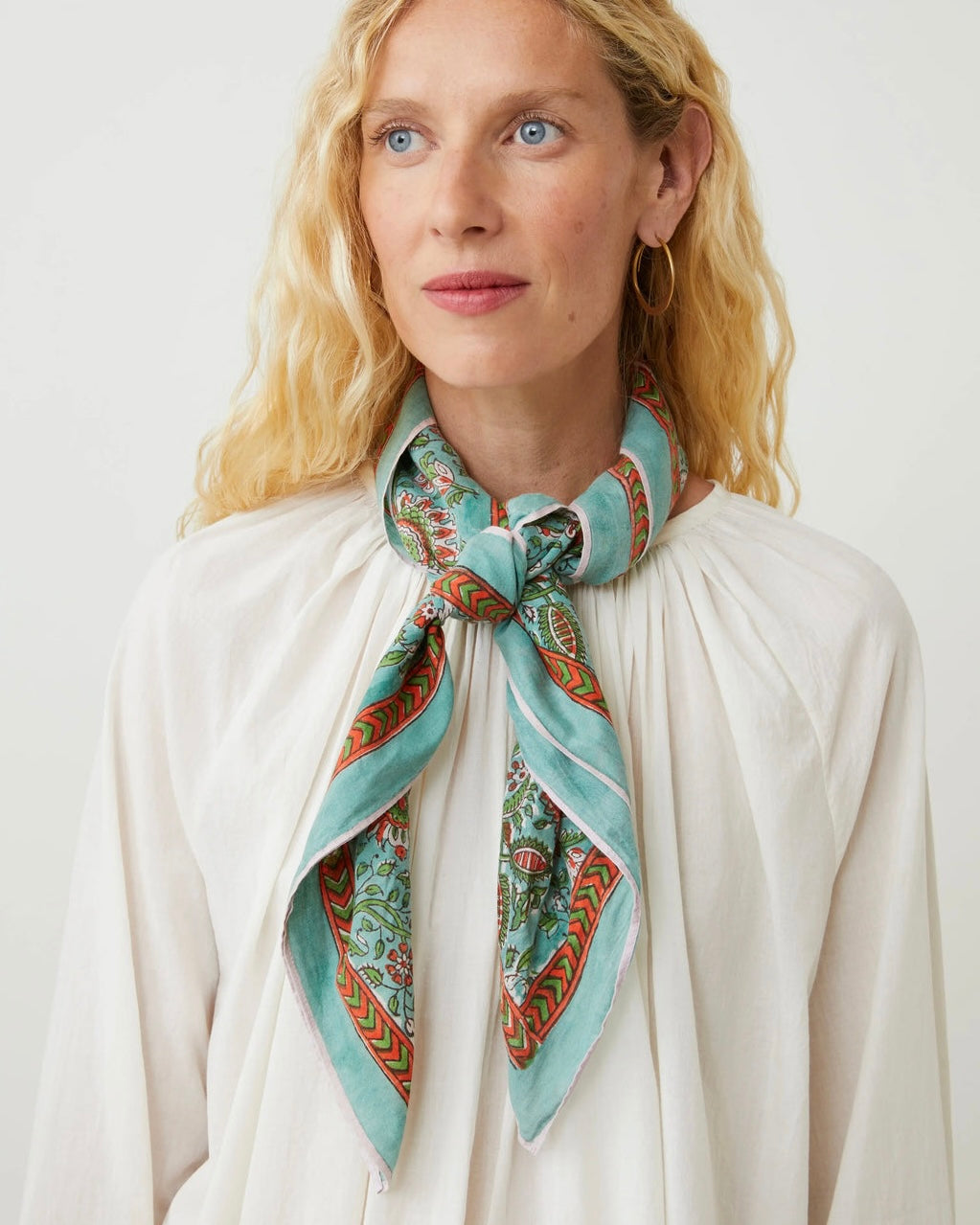 Moismont | Scarf Agra N°823 | Agate