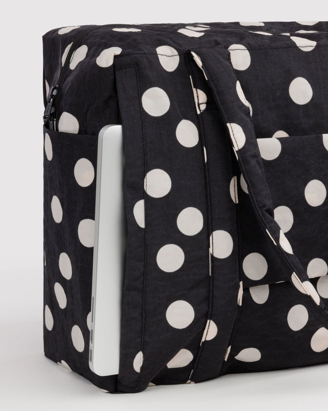 Baggu | Cloud Carry On | Black and Cream Polka Dot