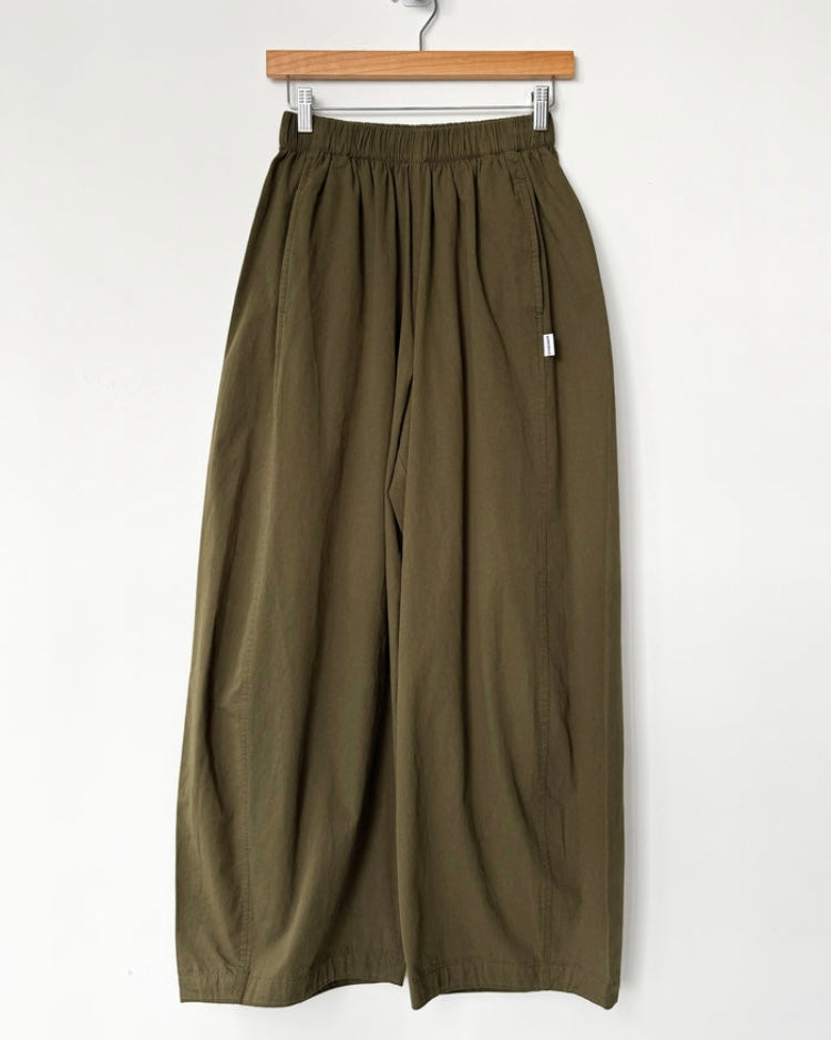 Le Bon Shoppe | Parachute Pants | Olive