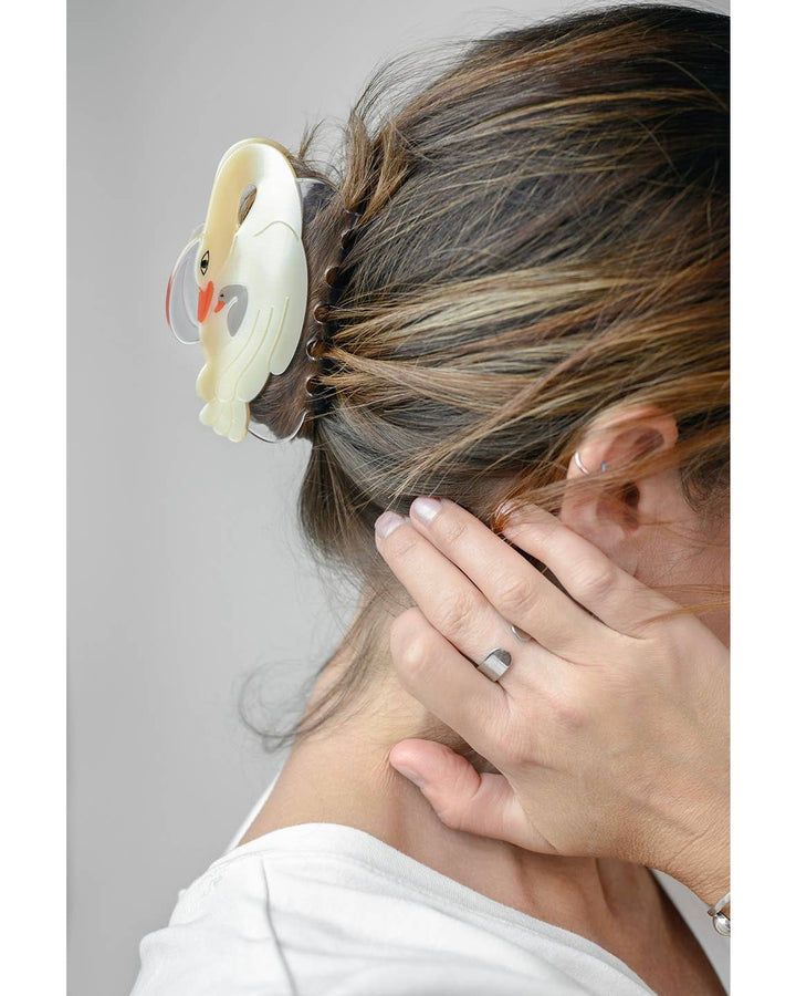 Winona Irene | Cygnet Claw