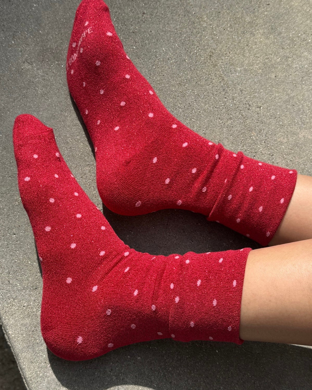 Le Bon Shoppe | Lurex Patterned Sneaker socks | Red Pink