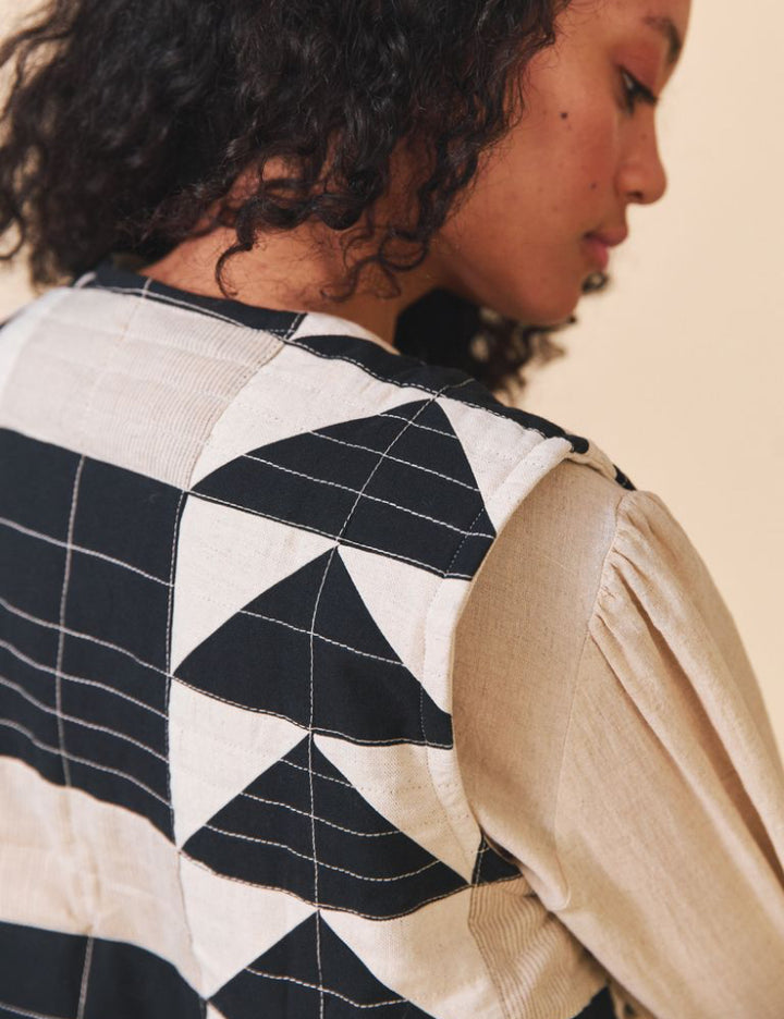 Sideline | Sib Vest | Mono Mix