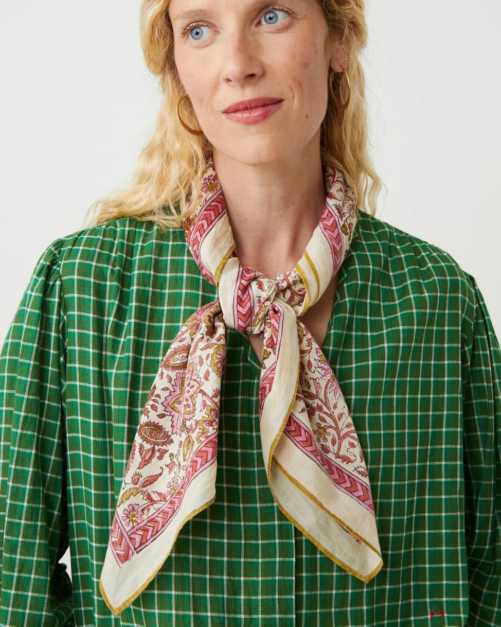 Moismont | Scarf Agra N°823 | Tulip
