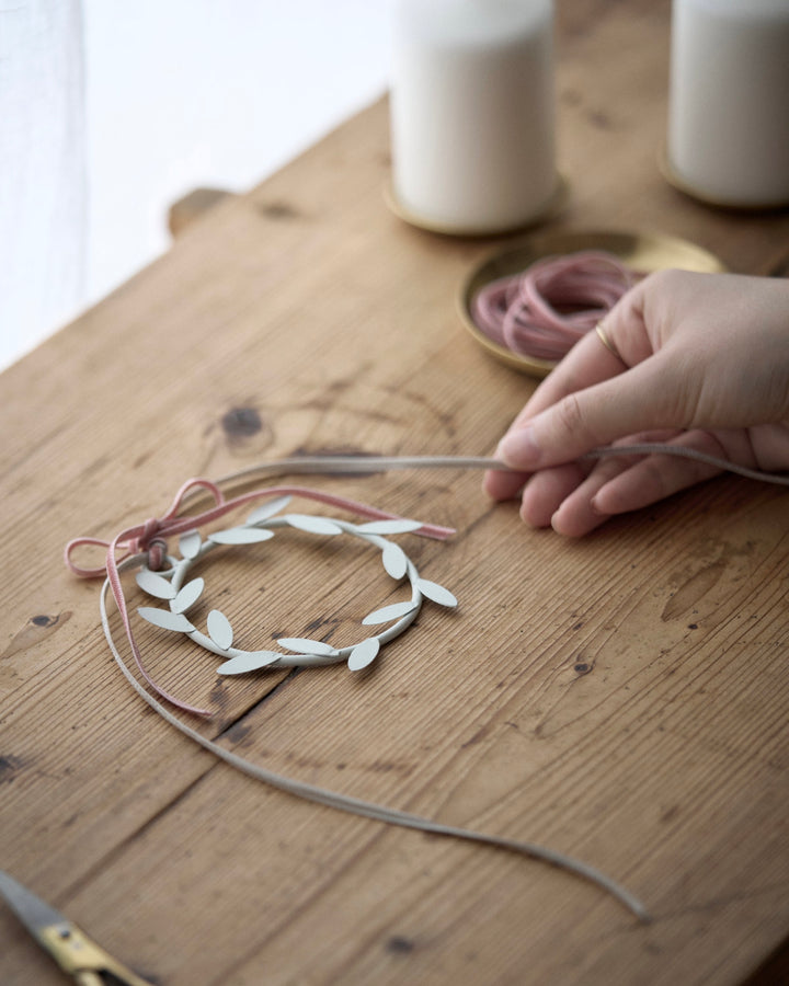 Fog Linen | Wreath Olive Small | White