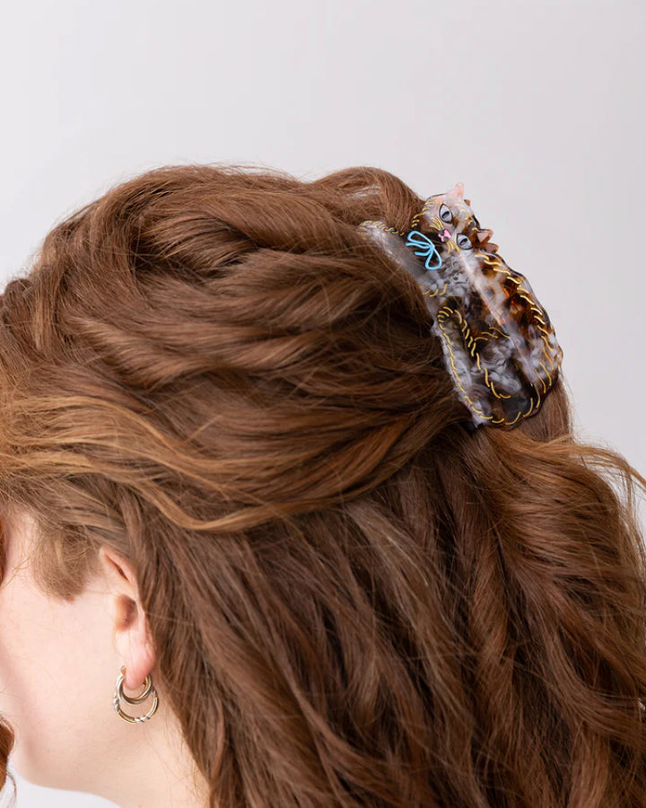 Winona Irene | Calico Kitty claw