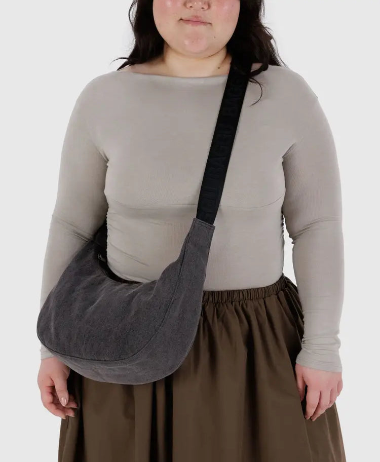 Baggu | Medium Crescent Nylon bag | Washed Black Denim