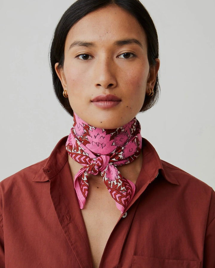 Moismont | Ajmer Scarf N°791 | Pop of Pink