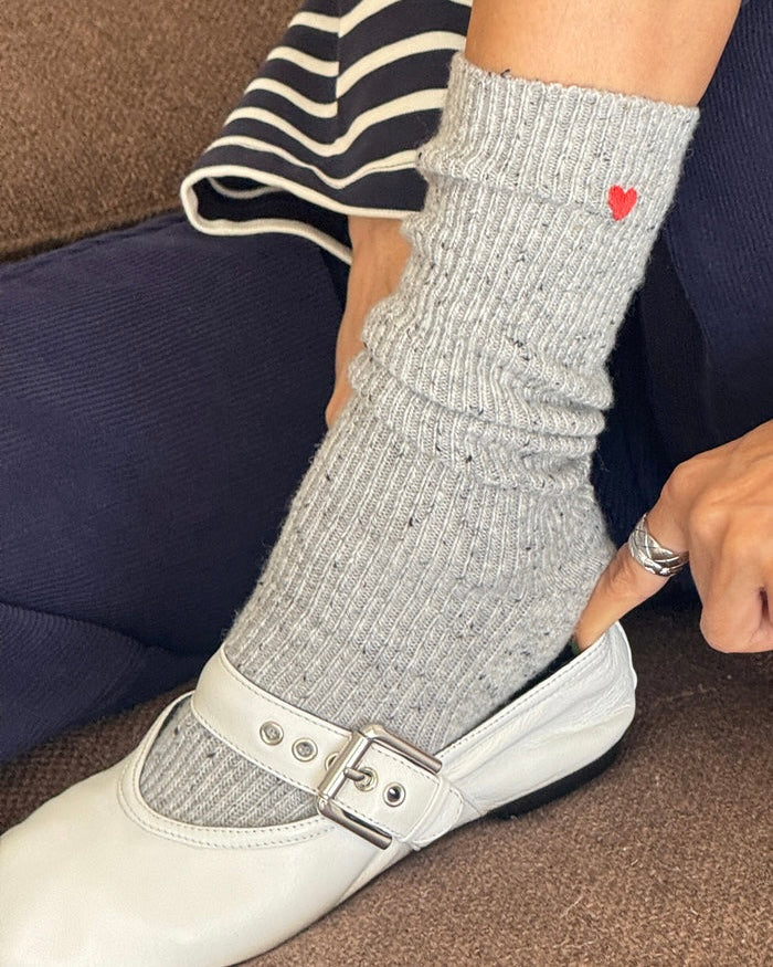 Le Bon Shoppe | Embroidered Snow Socks | Cookies & Cream