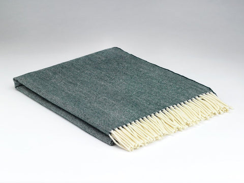 McNutts | Herringbone throw | Supersoft Amazon