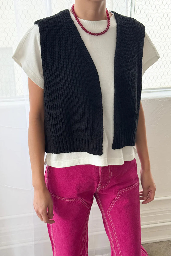 Le Bon Shoppe | Granny Cotton Sweater Vest | Black
