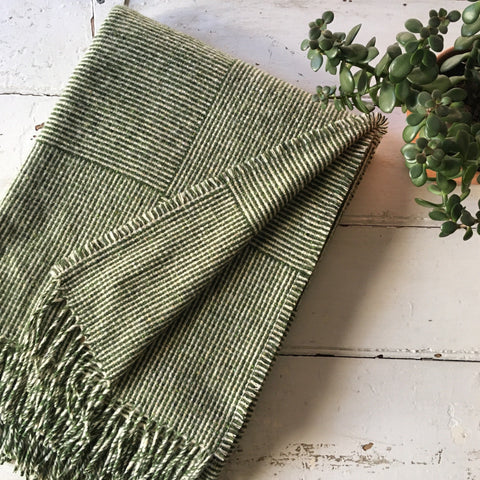 Molloy & Sons | Basket Weave Blanket - Landscape Green