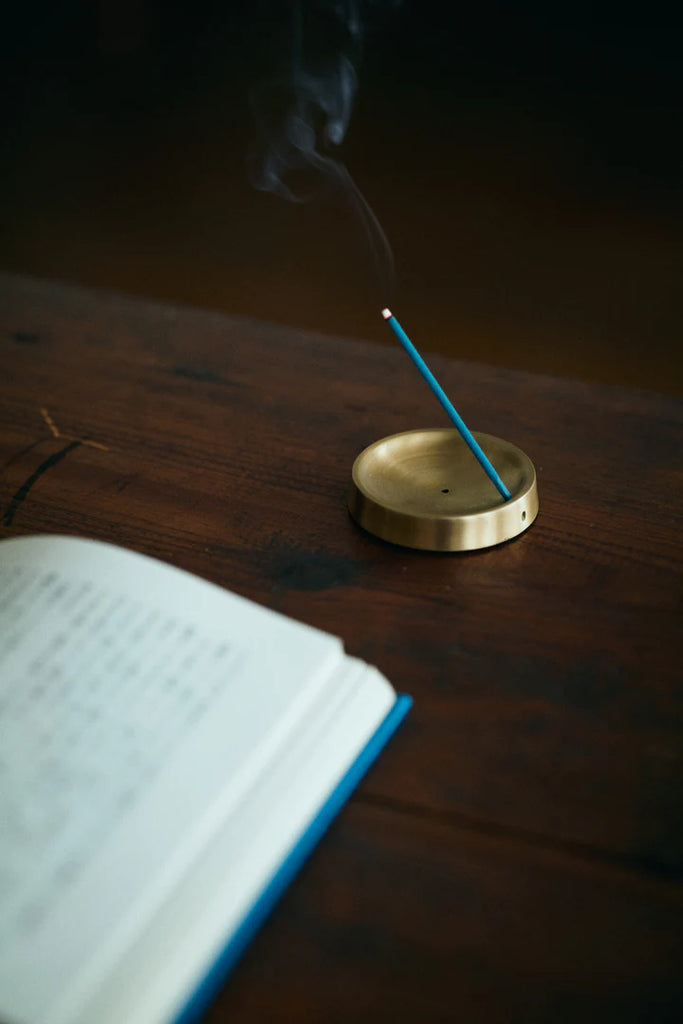 Fog Linen | Brass incense holder | Round