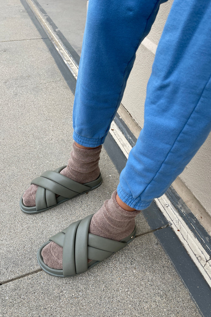 Le Bon Shoppe | Cloud Socks | Frappe